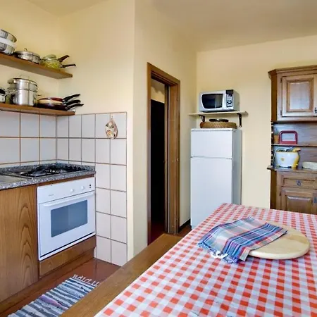 Torricella Sleeps 8 Pool Wifi Villa